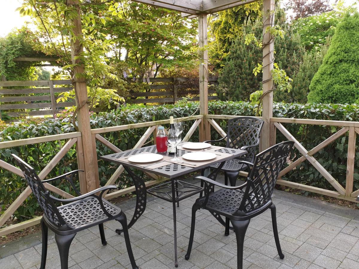 B&B Secret Garden Adults Only Voeren Ngoại thất bức ảnh